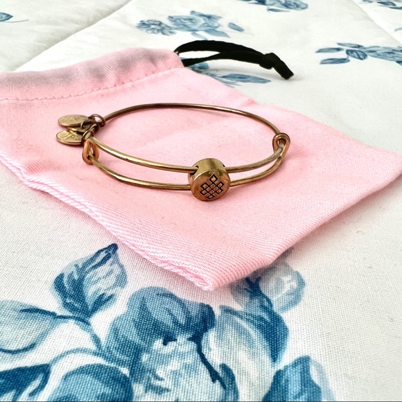 Alex and Ani gold bracelet - endless knot NWOT - Picture 1 of 1